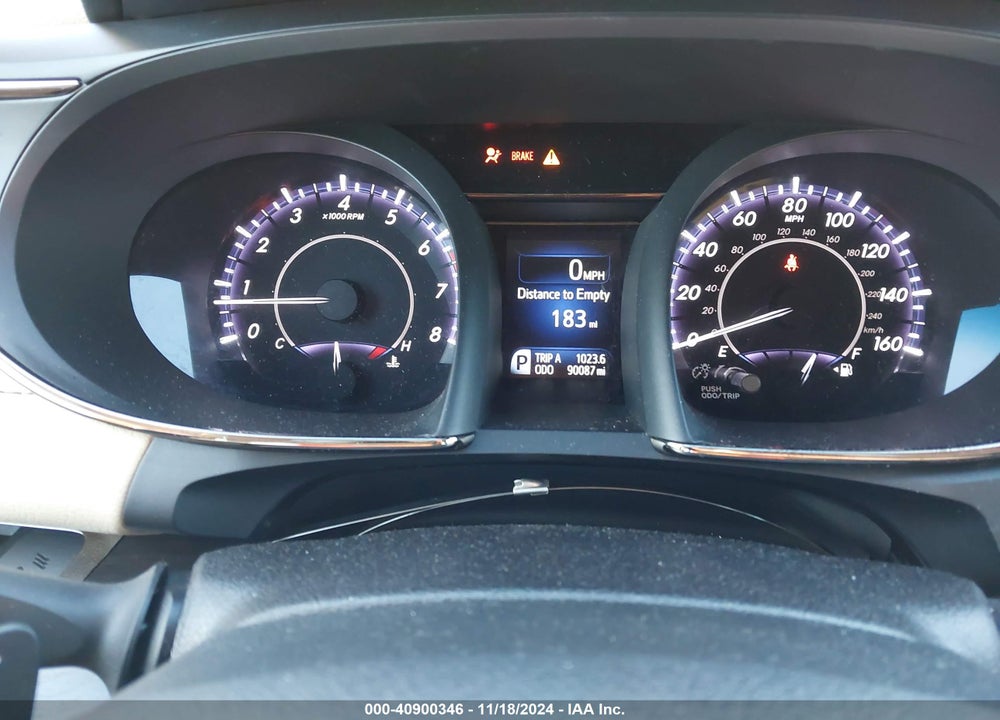2018 TOYOTA AVALON LIMITED VIN: 4T1BK1EB5JU272570