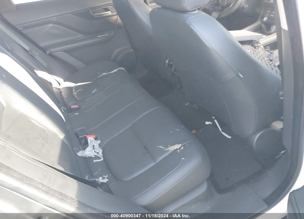 2017 JAGUAR F-PACE VIN: SADCJ2BV8HA492303
