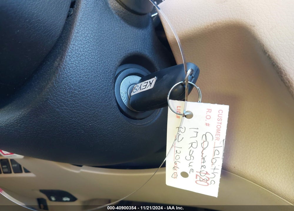 2017 NISSAN ROGUE S VIN: 5N1AT2MV5HC783450