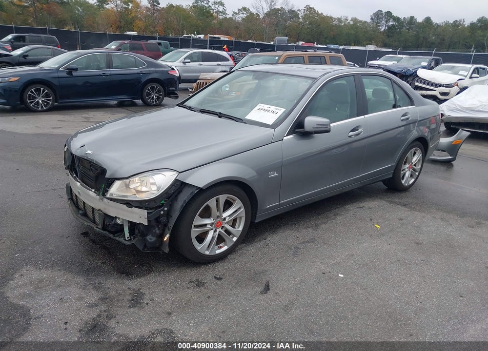 2012 MERCEDES-BENZ C 250 LUXURY/SPORT VIN: WDDGF4HB9CA636270