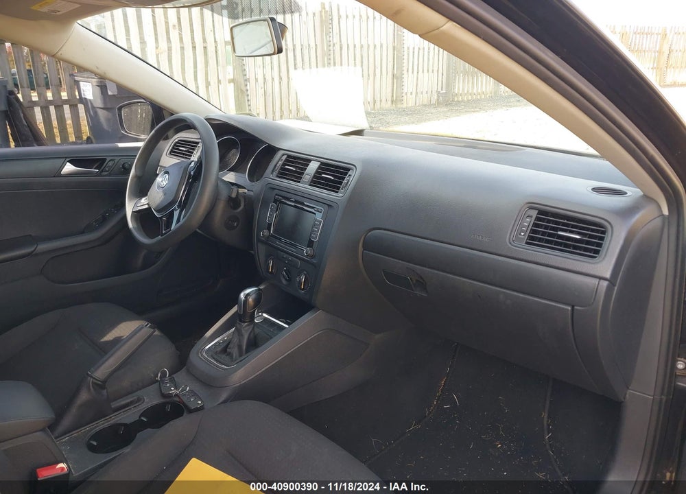 2015 VOLKSWAGEN JETTA 2.0L S VIN: 3VW2K7AJXFM222678