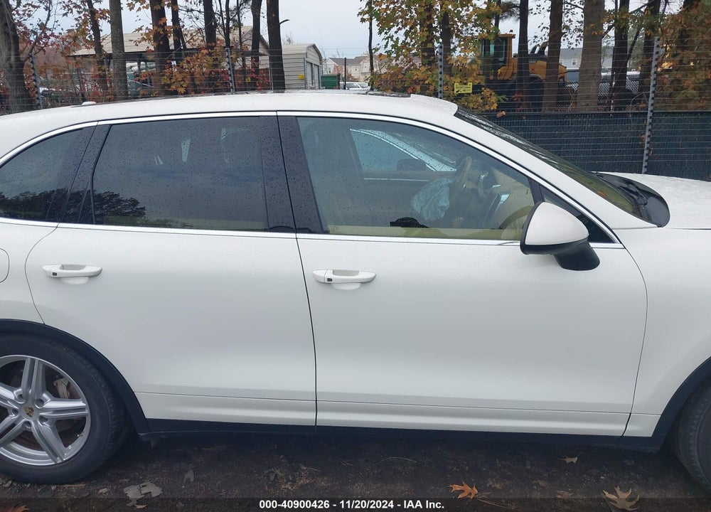 2011 PORSCHE CAYENNE S VIN: WP1AB2A24BLA48336