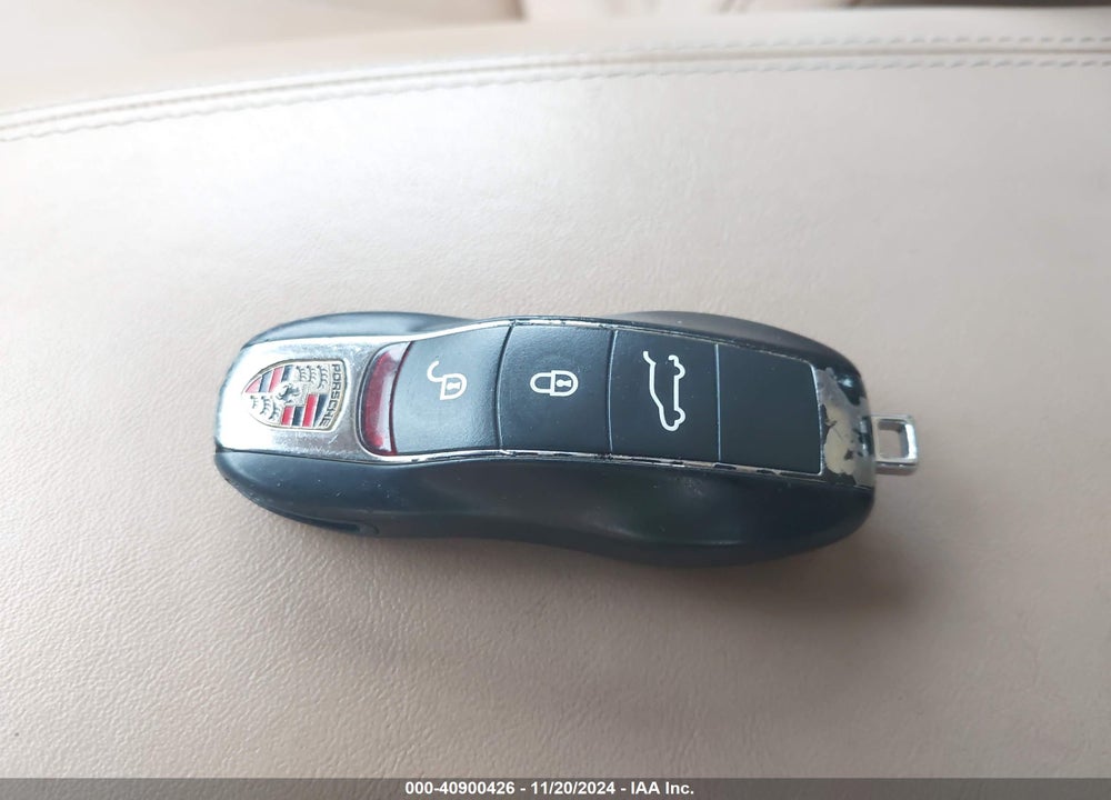 2011 PORSCHE CAYENNE S VIN: WP1AB2A24BLA48336
