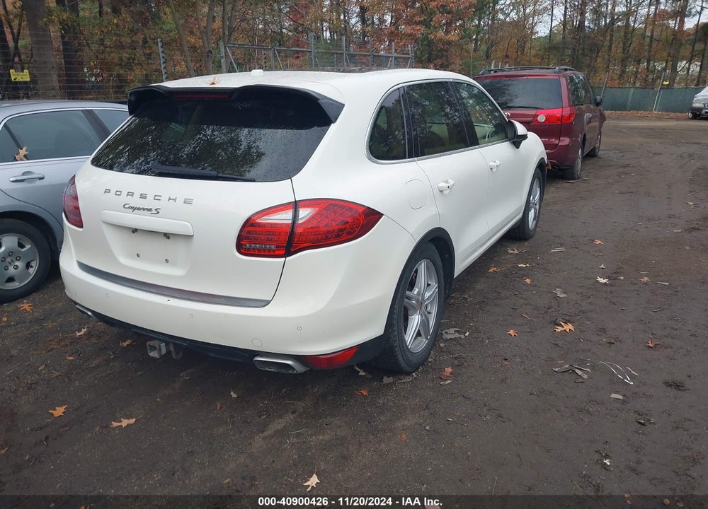 2011 PORSCHE CAYENNE S VIN: WP1AB2A24BLA48336