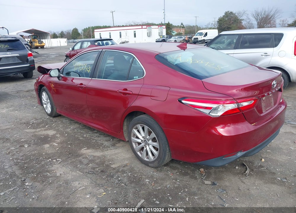 2020 TOYOTA CAMRY LE VIN: 4T1C11AK1LU942289