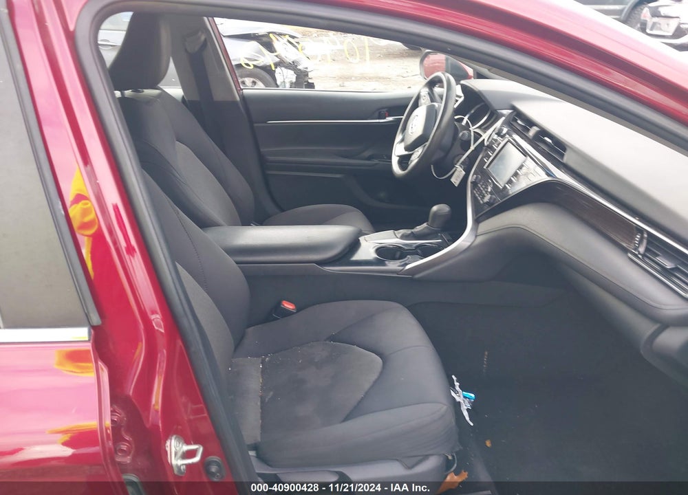 2020 TOYOTA CAMRY LE VIN: 4T1C11AK1LU942289