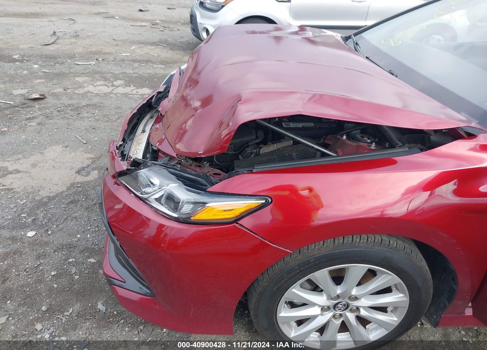 2020 TOYOTA CAMRY LE VIN: 4T1C11AK1LU942289
