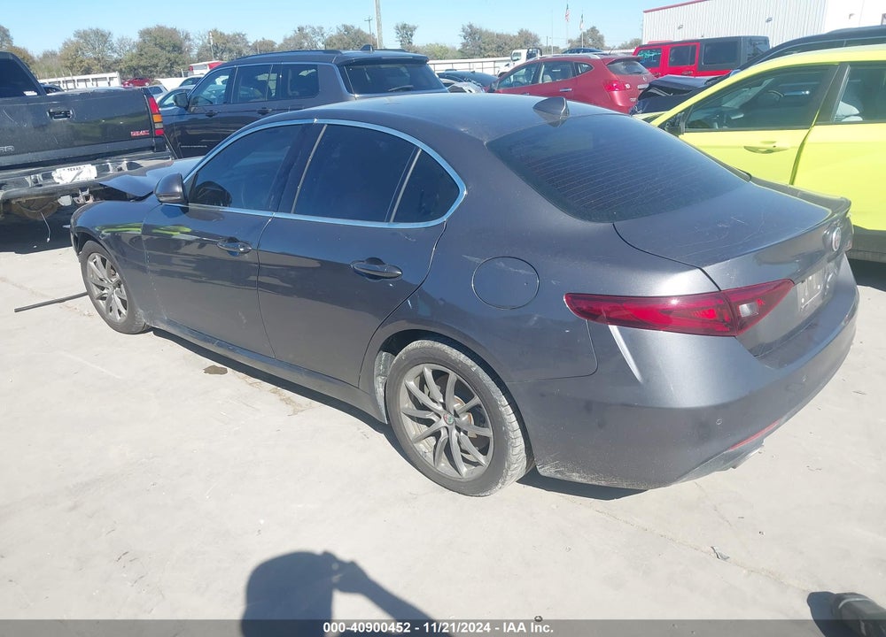 2020 ALFA ROMEO GIULIA VIN: ZARFAMANXL7631848