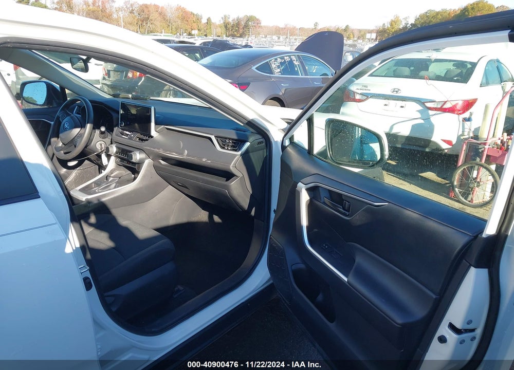 2023 TOYOTA RAV4 LE VIN: 2T3K1RFV9PC220564