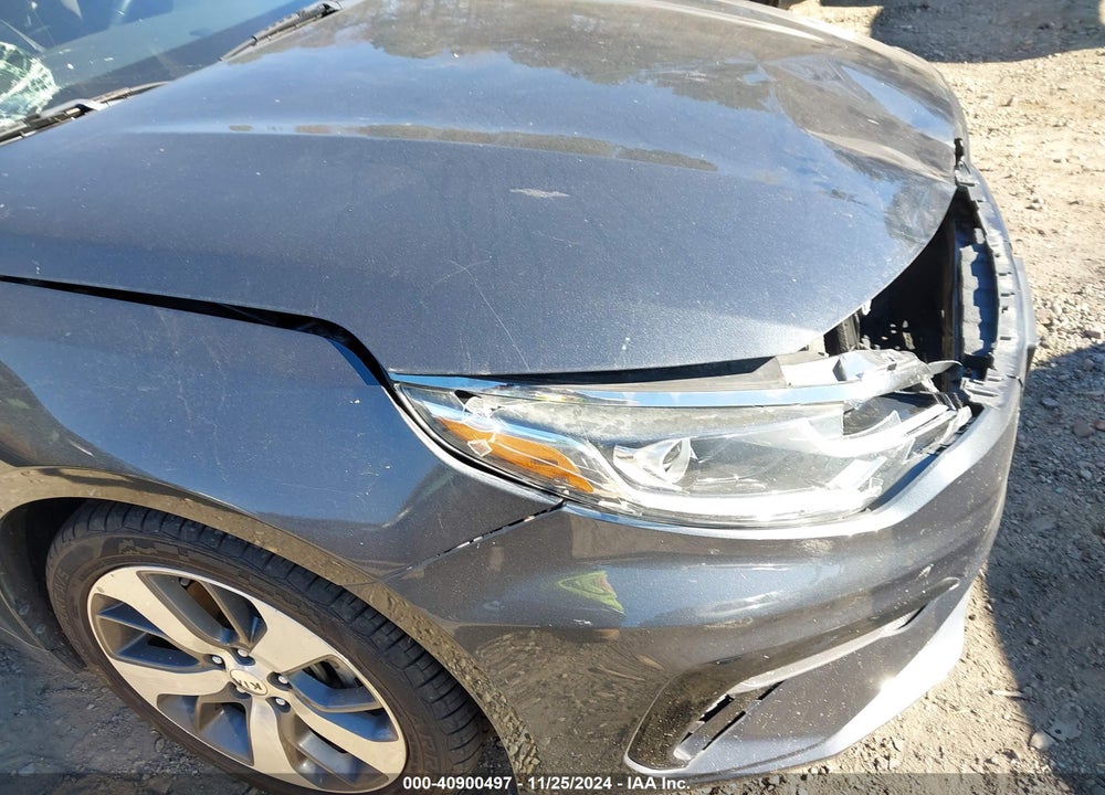 2019 KIA OPTIMA S VIN: 5XXGT4L34KG376317