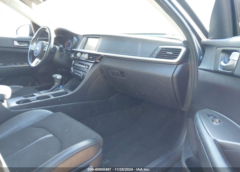 2019 KIA OPTIMA S VIN: 5XXGT4L34KG376317