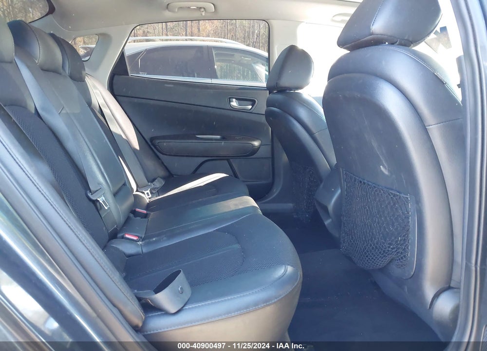 2019 KIA OPTIMA S VIN: 5XXGT4L34KG376317