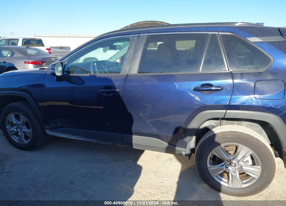 2024 TOYOTA RAV4 XLE VIN: 2T3W1RFV7RW324036