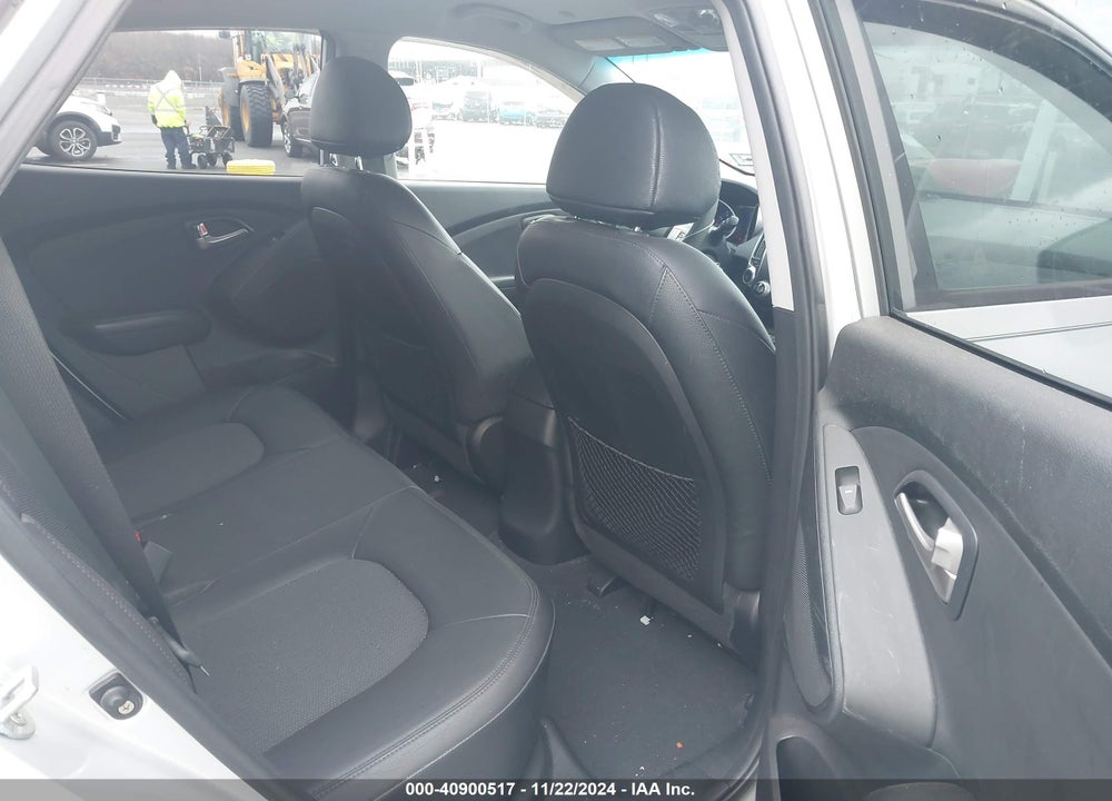 2013 HYUNDAI TUCSON GLS VIN: KM8JUCAC1DU677359