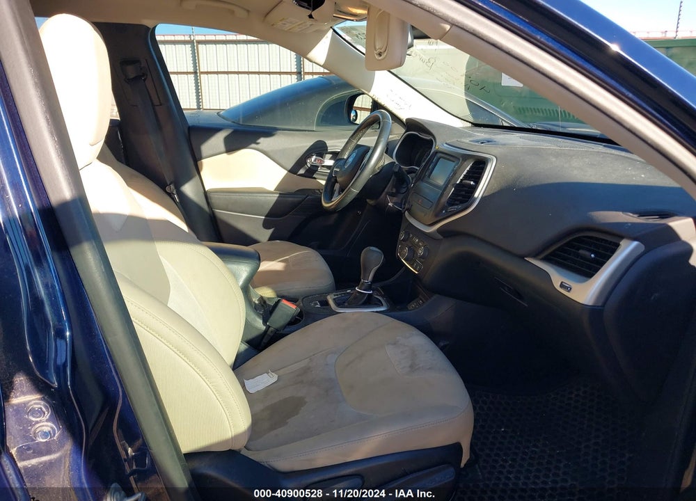 2016 JEEP CHEROKEE SPORT VIN: 1C4PJLAS5GW272919