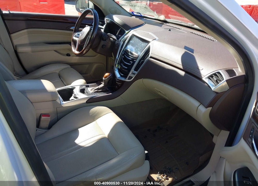 2015 CADILLAC SRX LUXURY COLLECTION VIN: 3GYFNEE30FS511067