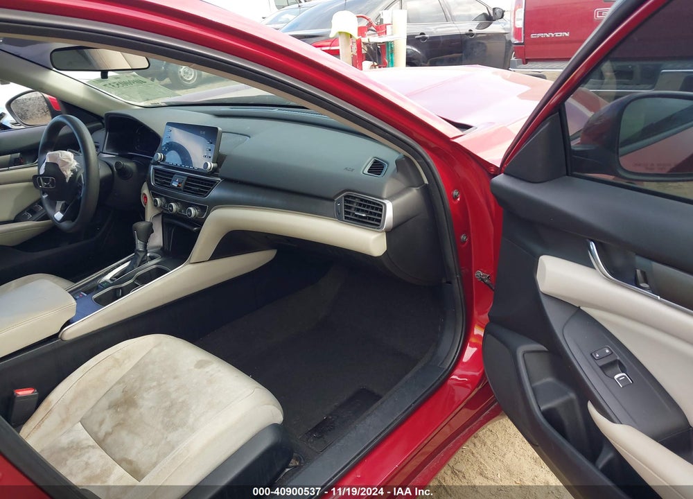 2018 HONDA ACCORD VIN: 1HGCV1F18JA011247