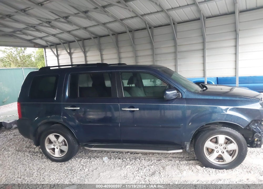 2010 HONDA PILOT EX-L VIN: 5FNYF3H51AB017167
