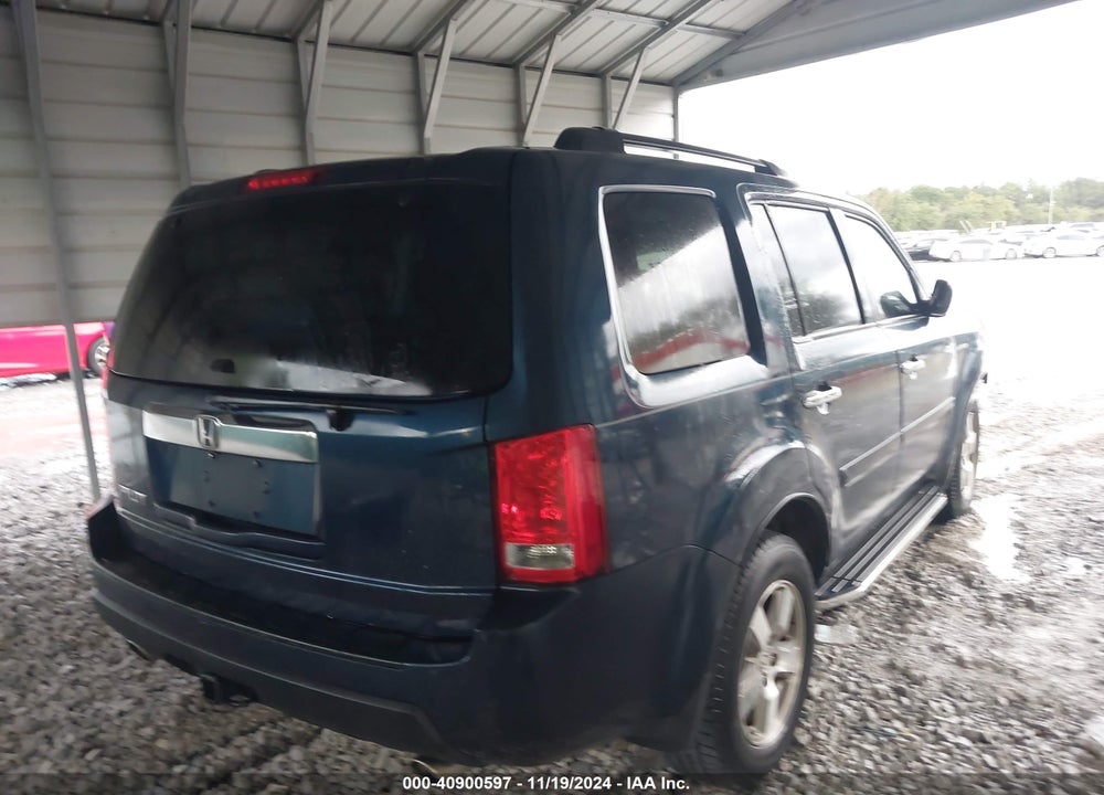2010 HONDA PILOT EX-L VIN: 5FNYF3H51AB017167