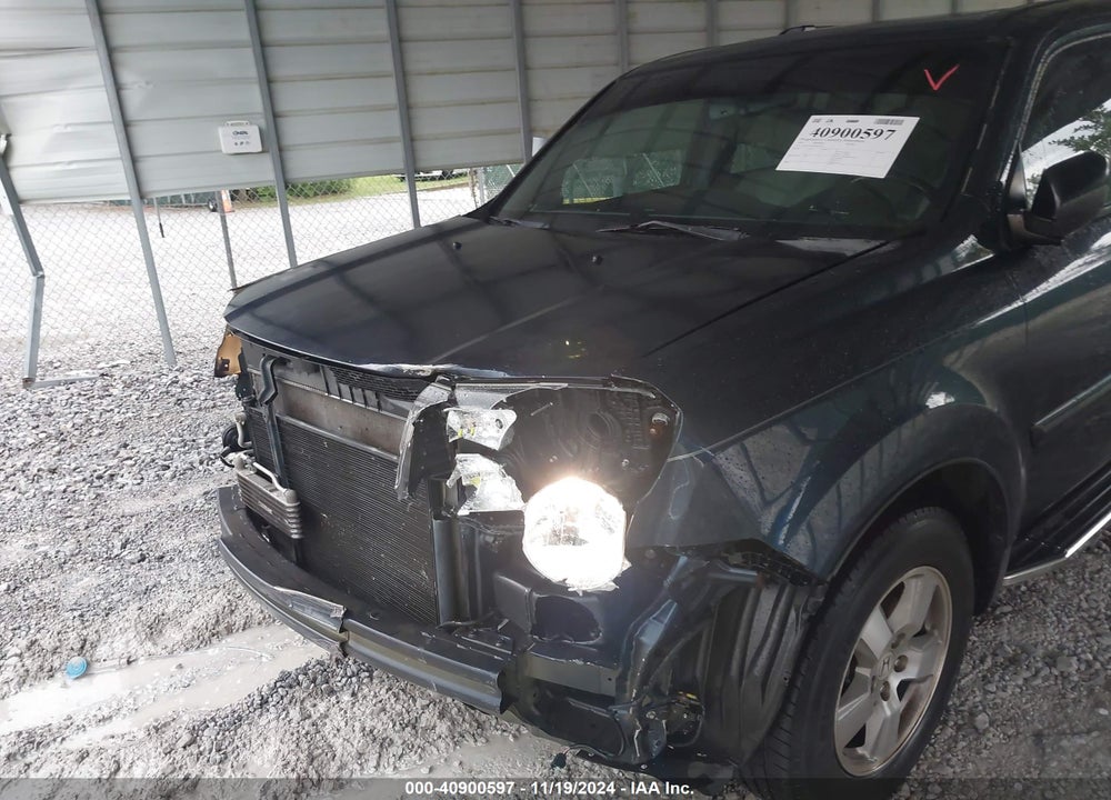 2010 HONDA PILOT EX-L VIN: 5FNYF3H51AB017167