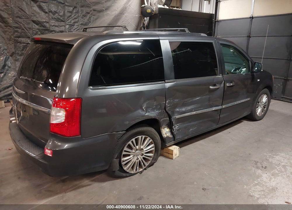 2014 CHRYSLER TOWN & COUNTRY TOURING-L 30TH ANNIVERSARY VIN: 2C4RC1CG6ER192762