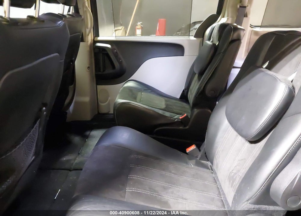 2014 CHRYSLER TOWN & COUNTRY TOURING-L 30TH ANNIVERSARY VIN: 2C4RC1CG6ER192762