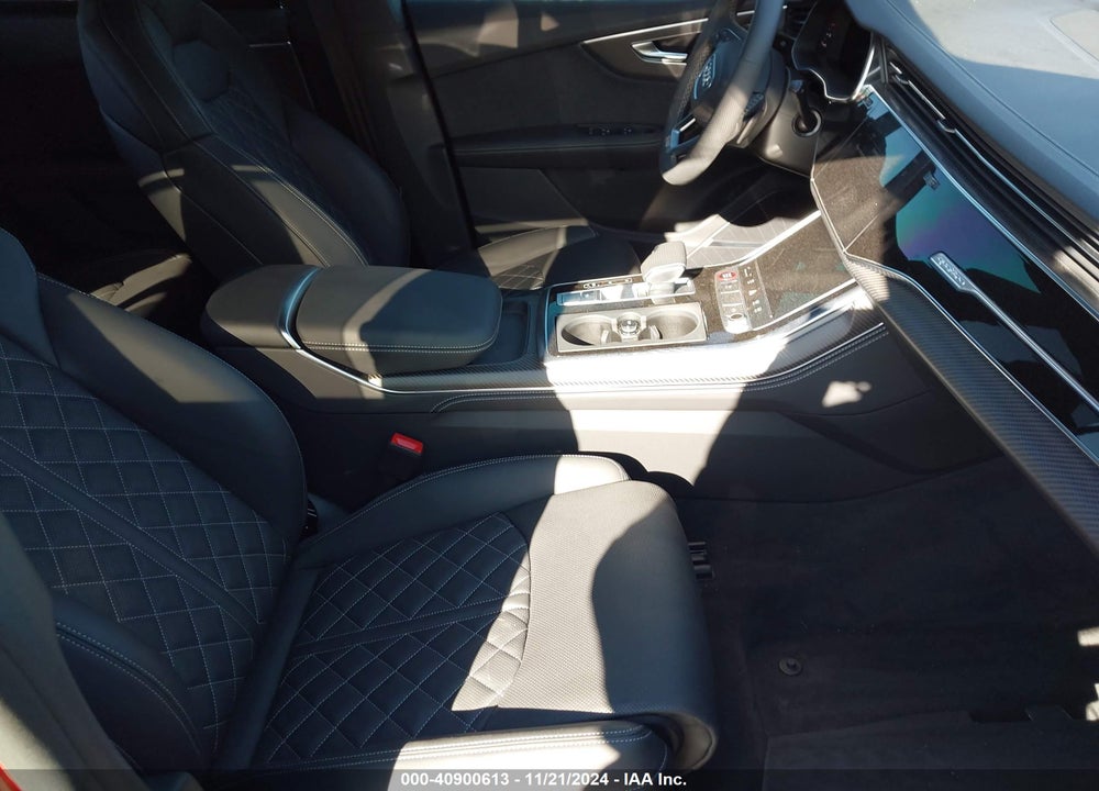 2024 AUDI SQ8 PREMIUM PLUS 4.0 TFSI QUATTRO VIN: WA1AWBF13RD009158