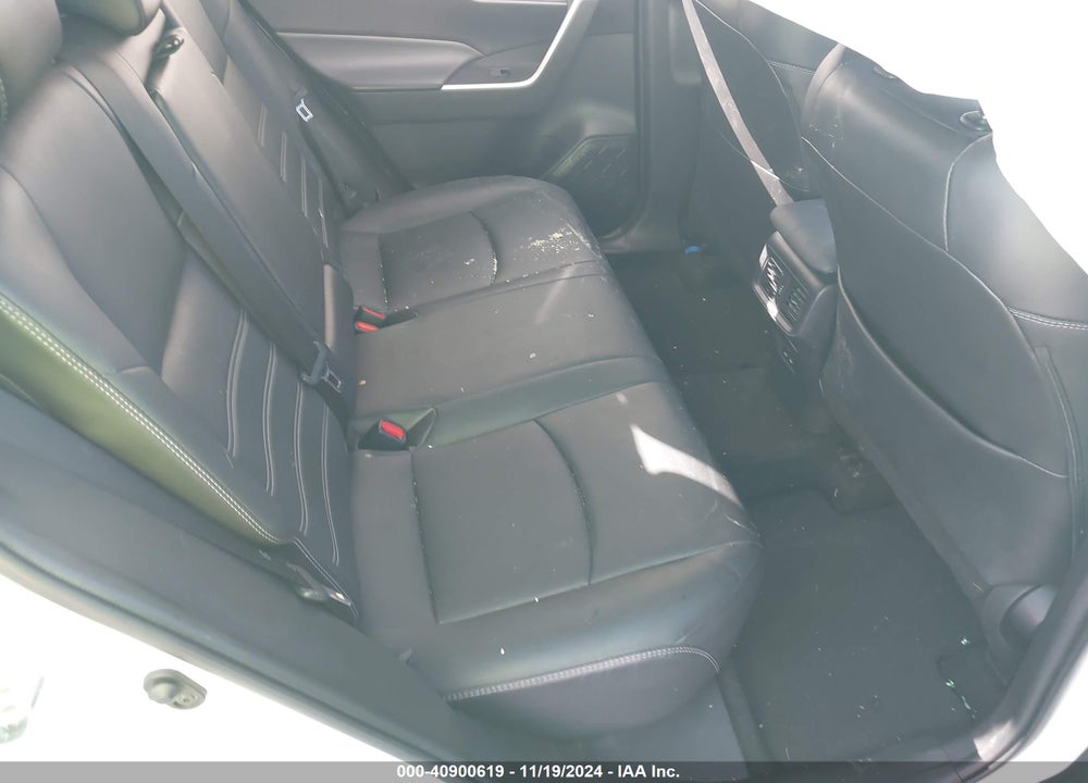 2022 TOYOTA RAV4 XLE PREMIUM VIN: 2T3C1RFVXNW186005