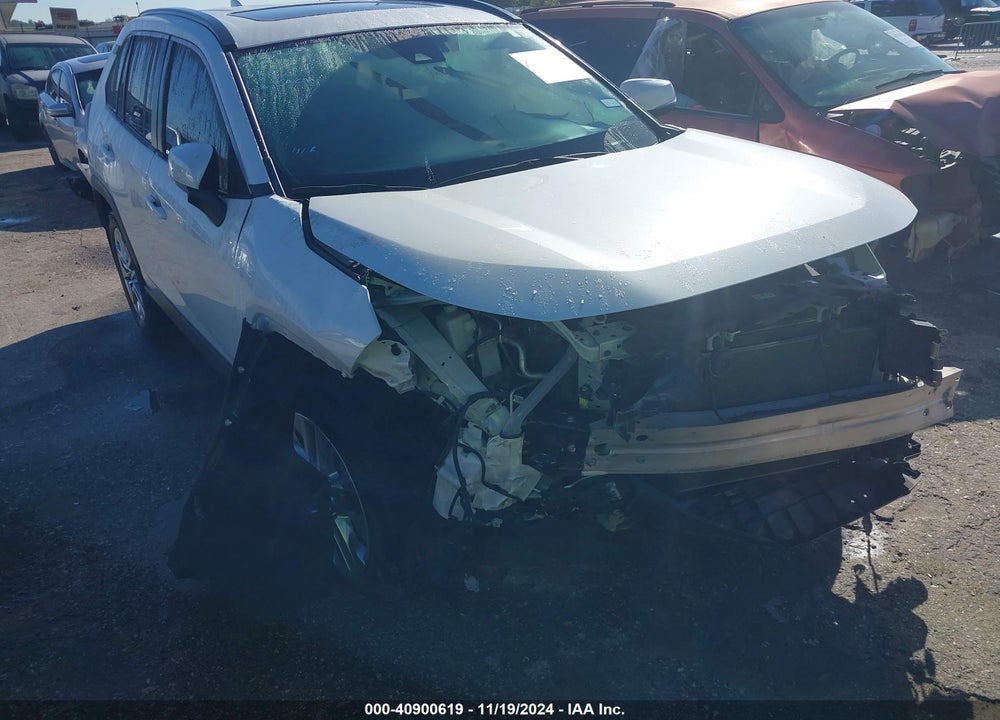 2022 TOYOTA RAV4 XLE PREMIUM VIN: 2T3C1RFVXNW186005