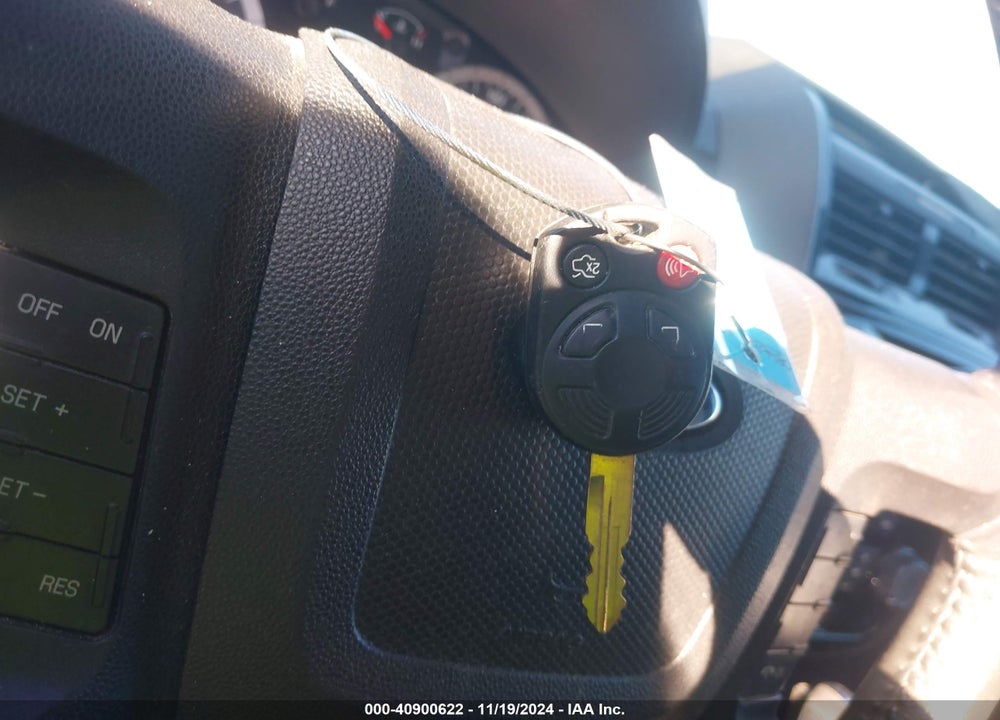 2011 FORD ESCAPE LIMITED VIN: 1FMCU9EG3BKB29588
