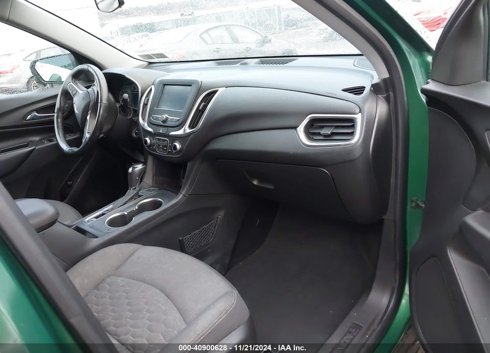 2018 CHEVROLET EQUINOX LT VIN: 2GNAXSEV2J6252252