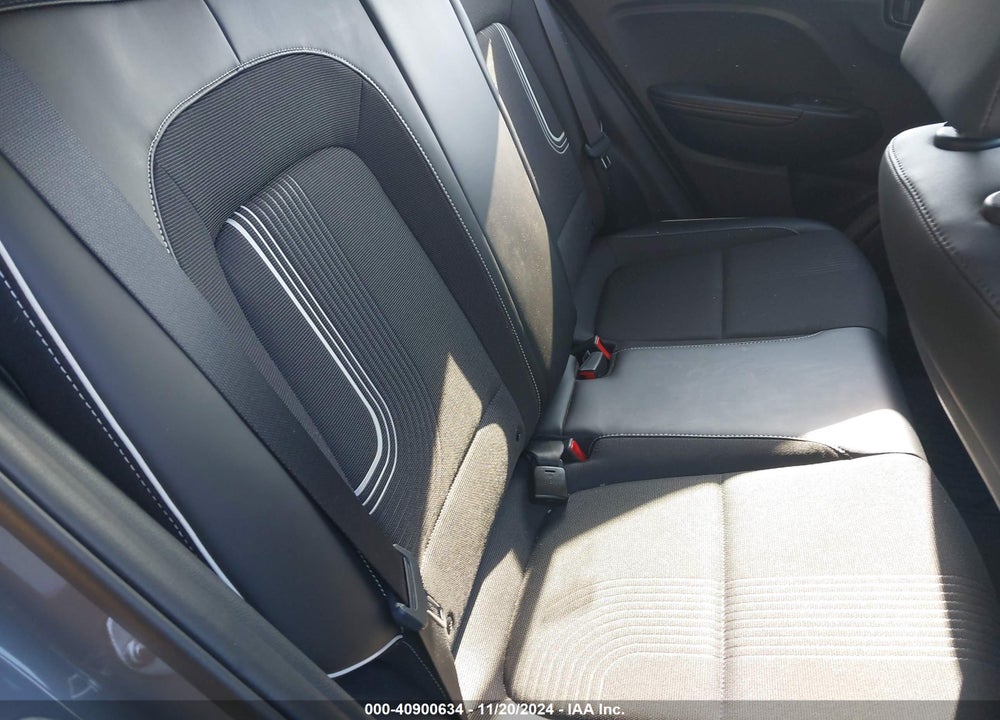 2022 HYUNDAI VENUE LIMITED VIN: KMHRC8A37NU192969