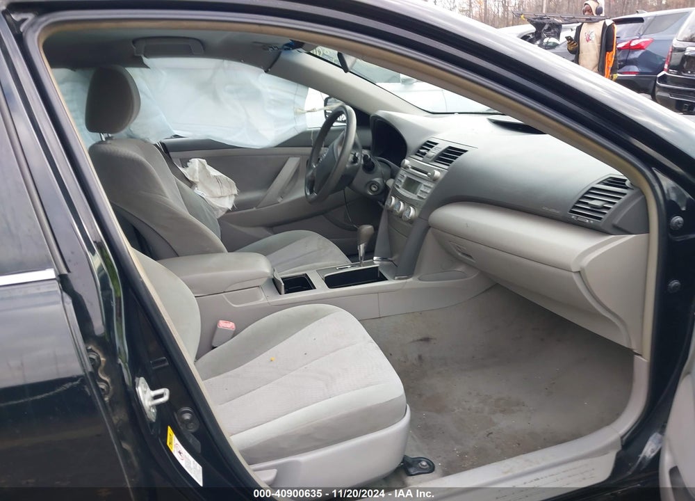 2011 TOYOTA CAMRY LE VIN: 4T1BF3EKXBU738799