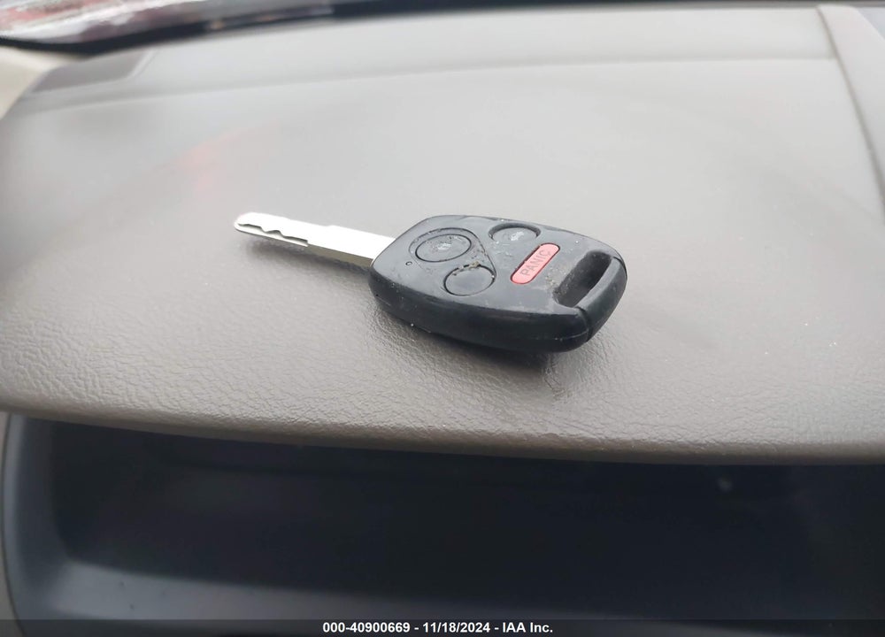 2004 HONDA ACCORD 2.4 EX VIN: 1HGCM56874A121637