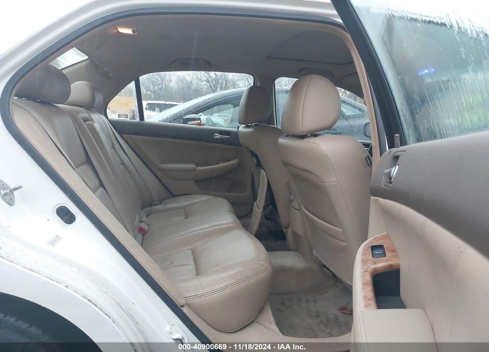 2004 HONDA ACCORD 2.4 EX VIN: 1HGCM56874A121637