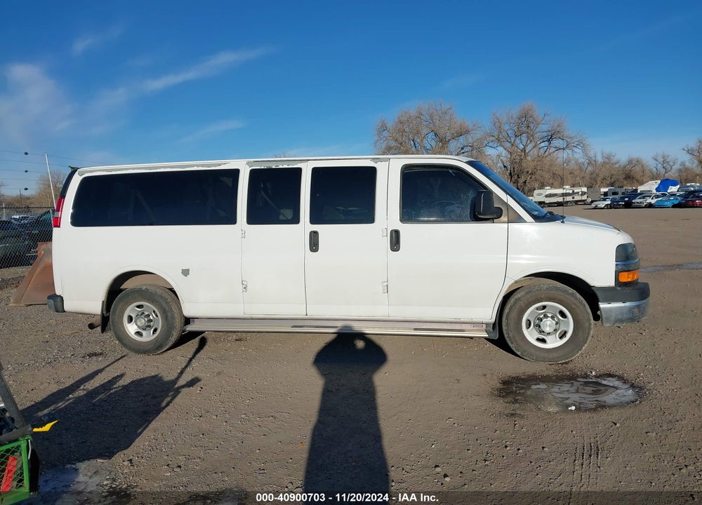 2011 CHEVROLET EXPRESS 3500 LT VIN: 1GAZG1FG0B1173570