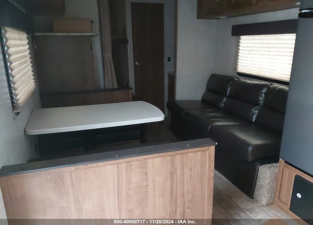 2020 GULFSTREAM OTHER VIN: 1NL1G3026L1136581