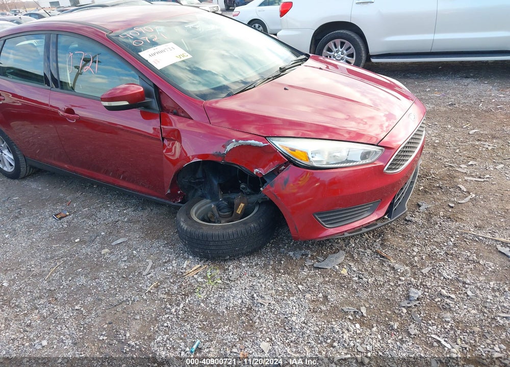 2015 FORD FOCUS SE VIN: 1FADP3F21FL270844