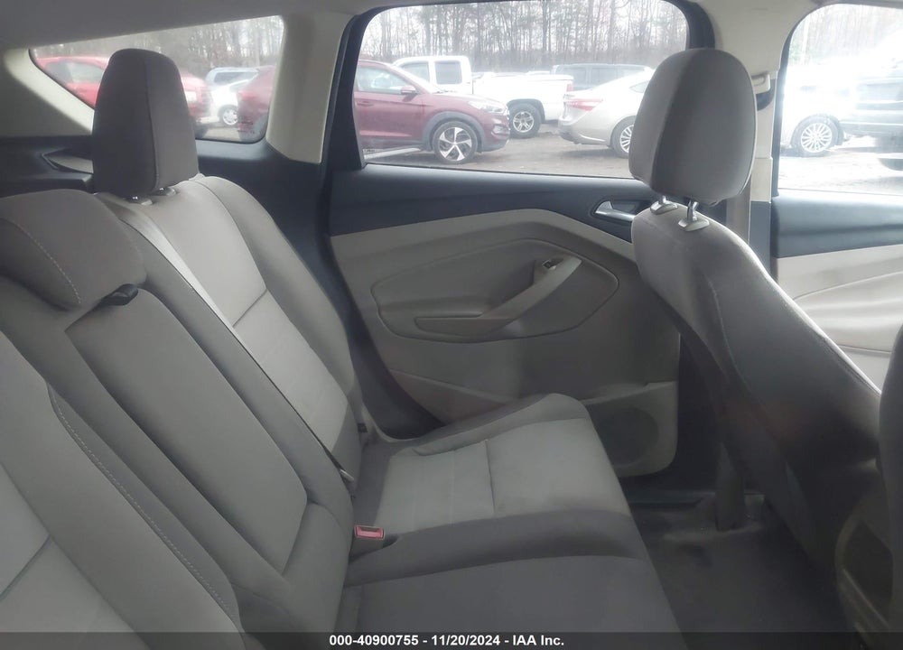 2015 FORD ESCAPE SE VIN: 1FMCU0G70FUB08264