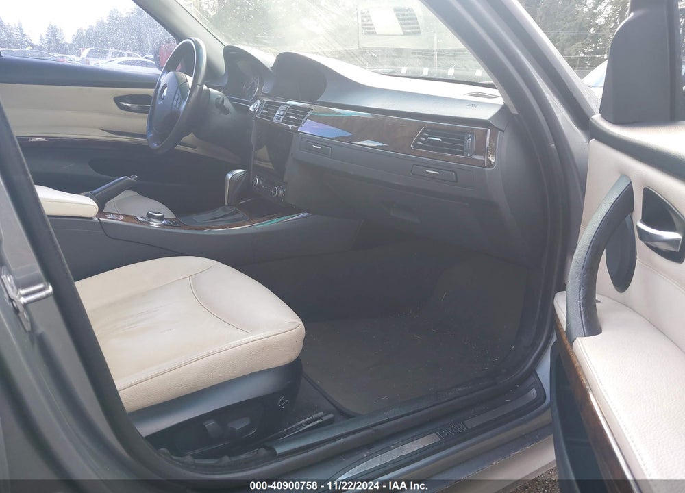 2010 BMW 328I VIN: WBAPH5G51ANM35925