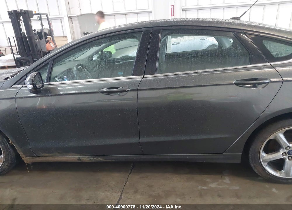 2015 FORD FUSION SE VIN: 1FA6P0H70F5115321