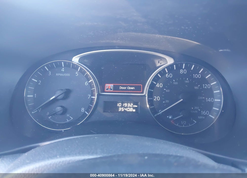 2015 NISSAN PATHFINDER SL VIN: 5N1AR2MM2FC702049