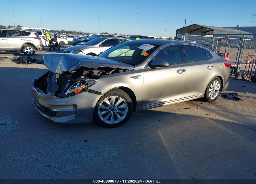 2018 KIA OPTIMA EX VIN: 5XXGU4L37JG194820