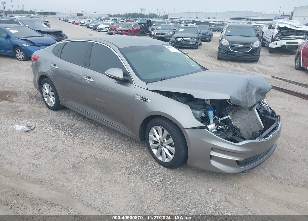 2018 KIA OPTIMA EX VIN: 5XXGU4L37JG194820