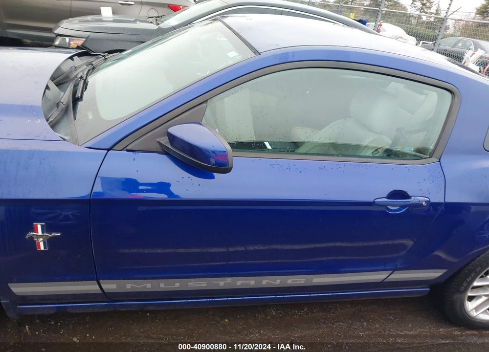 2013 FORD MUSTANG V6 PREMIUM VIN: 1ZVBP8AM1D5268274