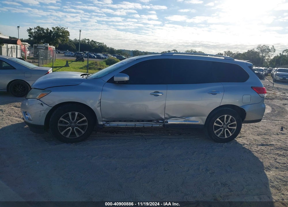 2015 NISSAN PATHFINDER SL VIN: 5N1AR2MN7FC669025