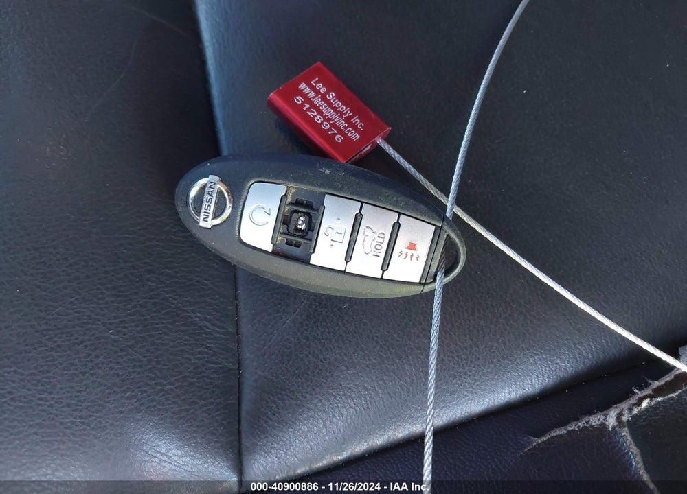 2015 NISSAN PATHFINDER SL VIN: 5N1AR2MN7FC669025