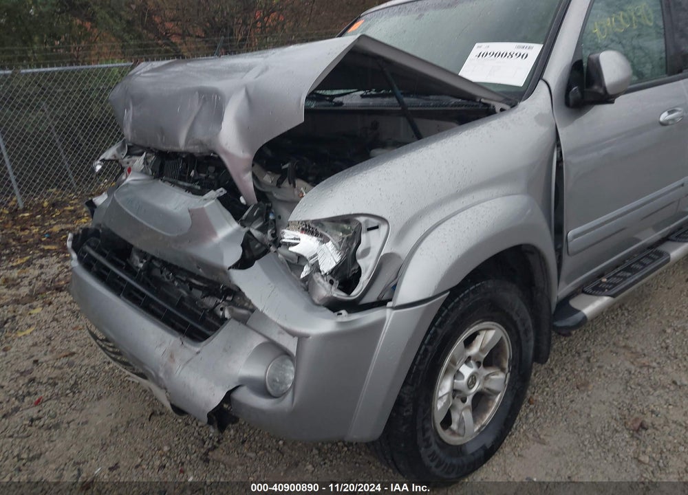 2005 TOYOTA SEQUOIA SR5 V8 VIN: 5TDBT44A65S240507