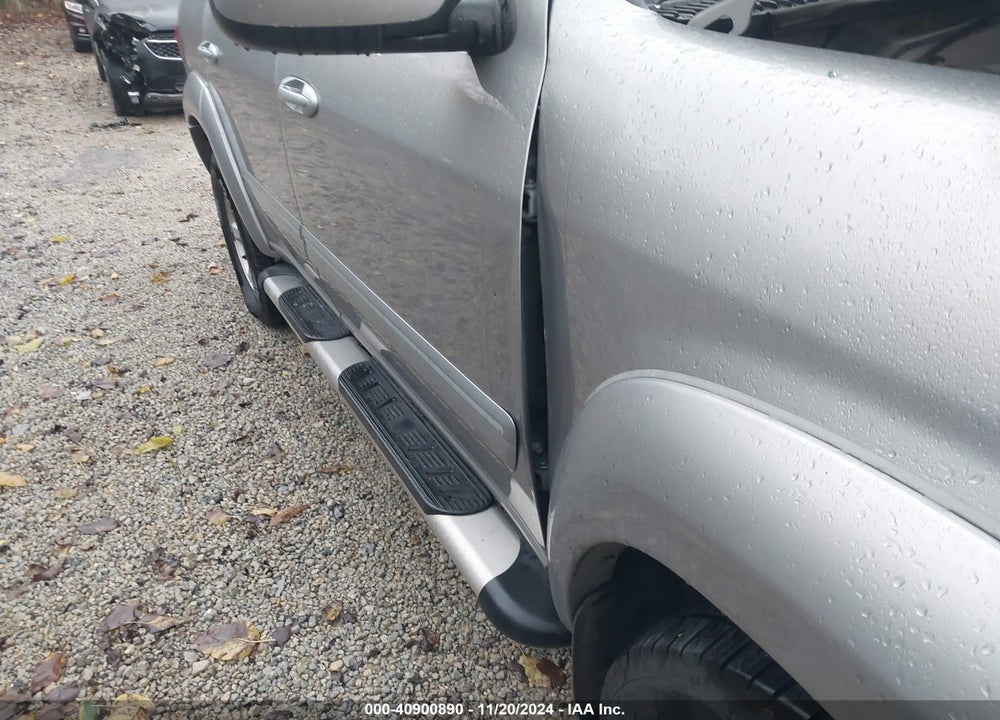 2005 TOYOTA SEQUOIA SR5 V8 VIN: 5TDBT44A65S240507