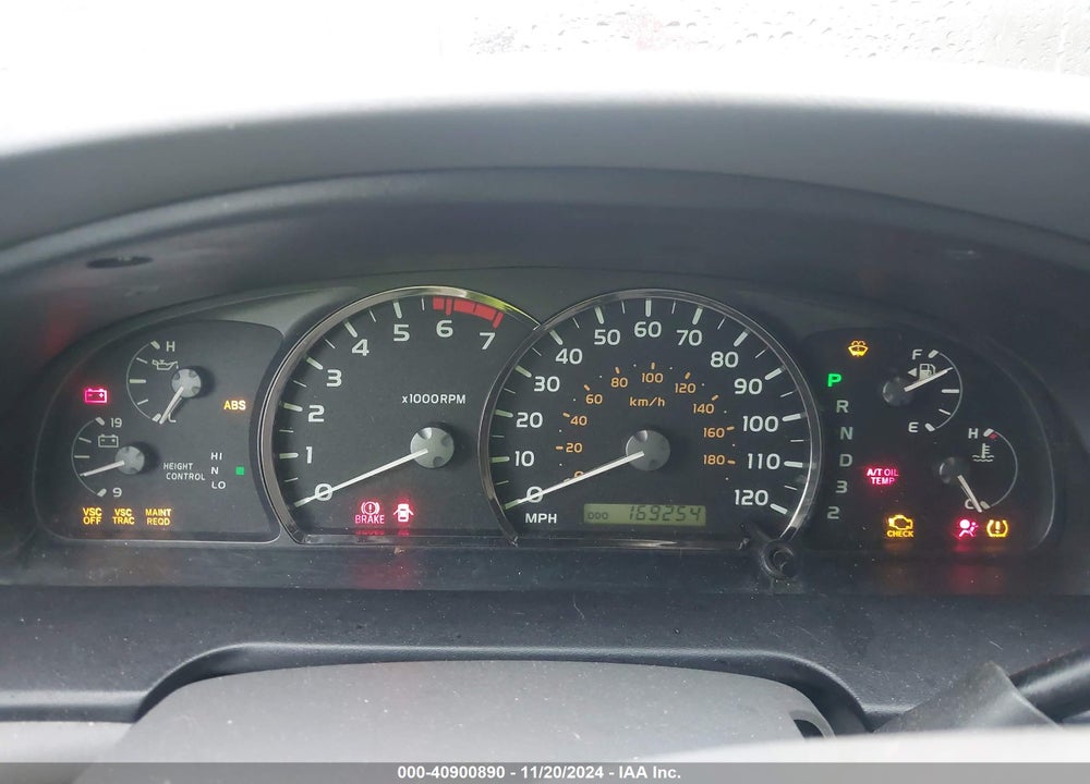 2005 TOYOTA SEQUOIA SR5 V8 VIN: 5TDBT44A65S240507
